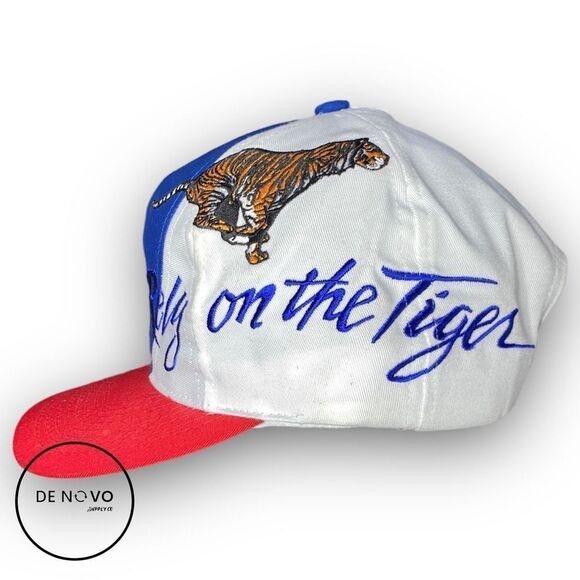 VINTAGE EXXON SNAP Back One Size Red White Blue Rely on the Tiger